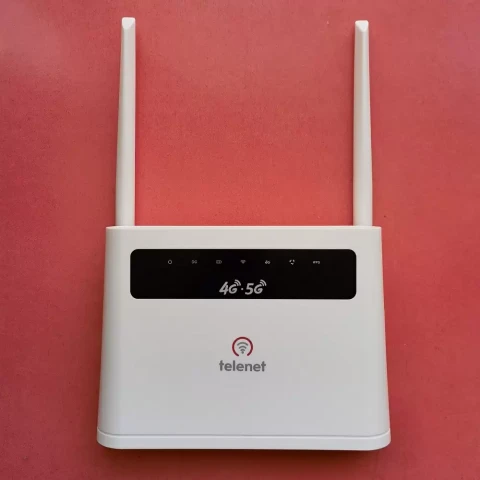 Telenet MF286 5G 4G LTE Advanced CPE Wi-Fi Router
